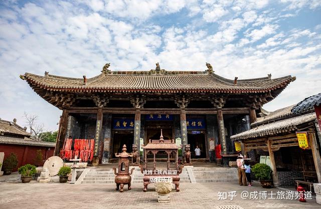 A scenic view of Weinan Qingshan Temple Main Hall