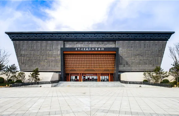 A scenic view of Weinan Qingshan Temple Main Hall