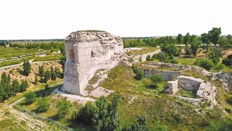 A scenic view of Weinan Twelve Liancheng Beacon Towers Site