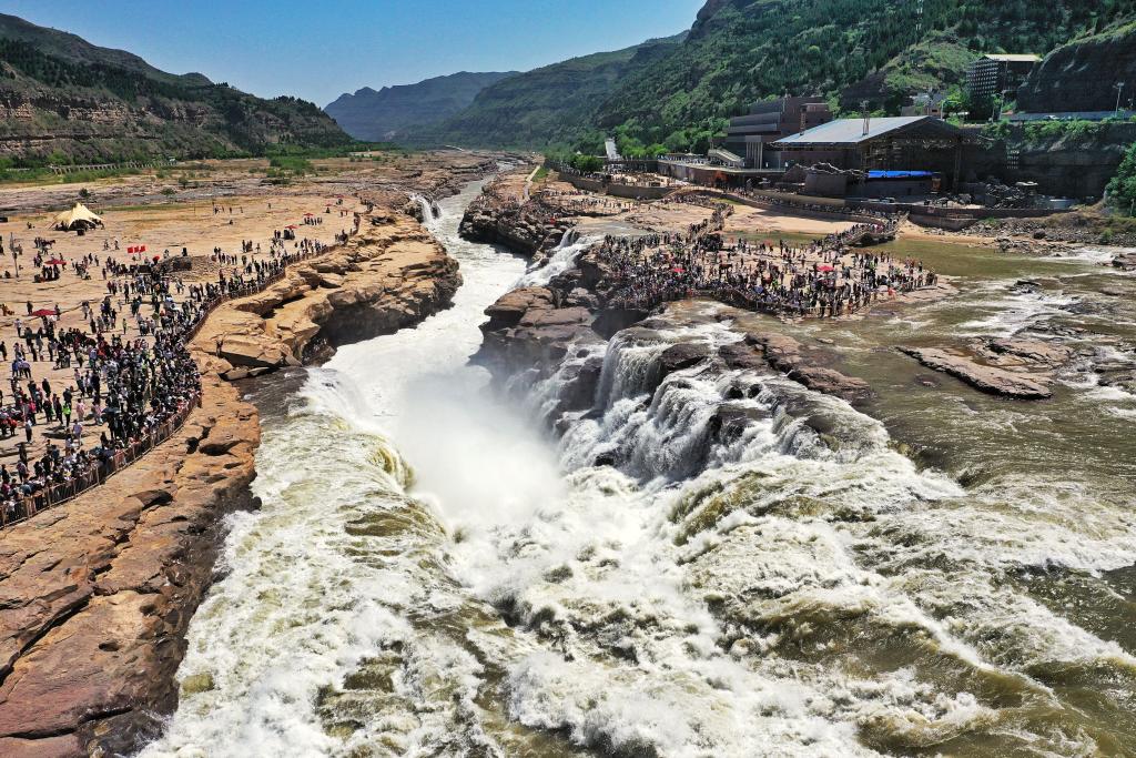 A scenic view of Weinan Yongyuanling Mausoleum