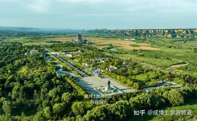 A scenic view of Weinan Yuhuang Houtu Temple