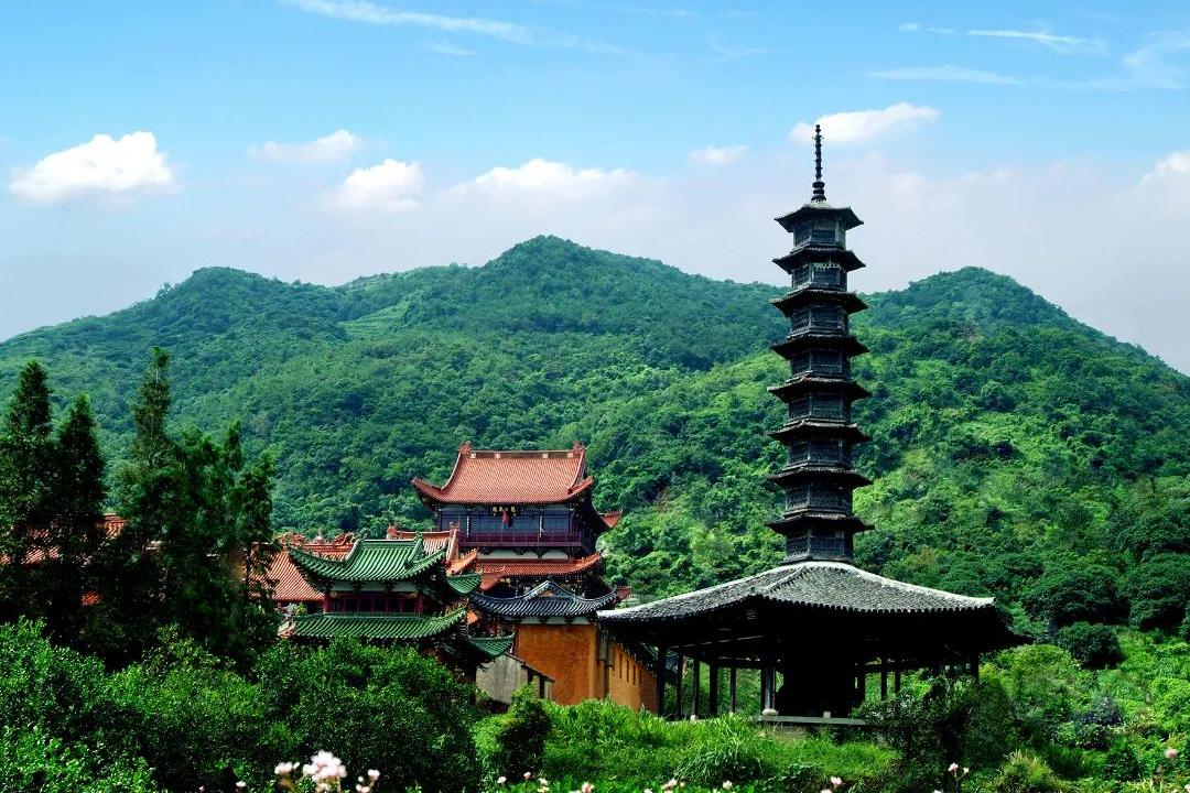 A scenic view of Wenzhou Guoansi Ta