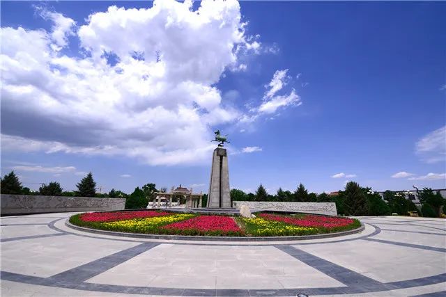 A scenic view of Wuwei Shengrongsi