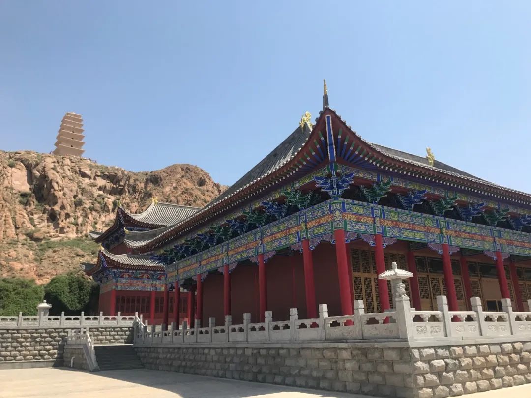 A scenic view of Wuwei Shengrongsi