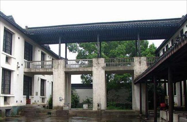 A scenic view of Wuxi Jiangyin Canzhongchang