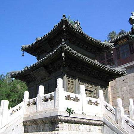 A scenic view of Wuxi Liushi Xiongdi Guju