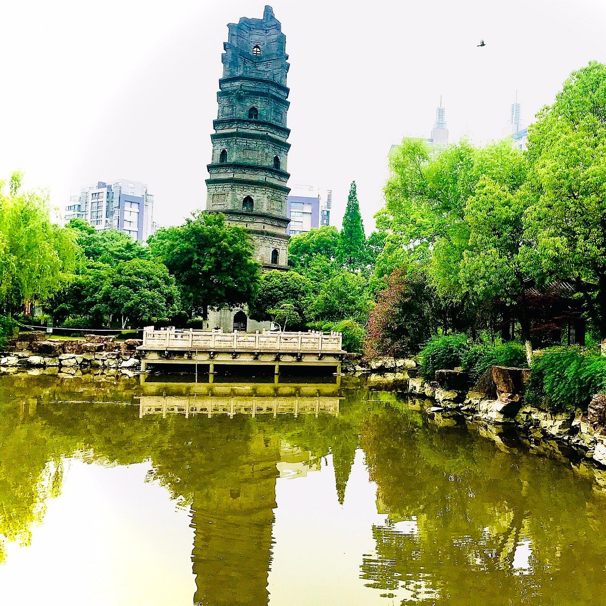 A scenic view of Wuxi Xingguosi Ta