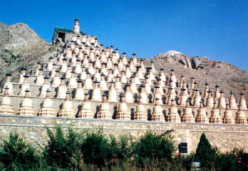 Discover Wuzhong Yibailingbata: A Hidden Gem in Ningxia’s Scenic Landscape