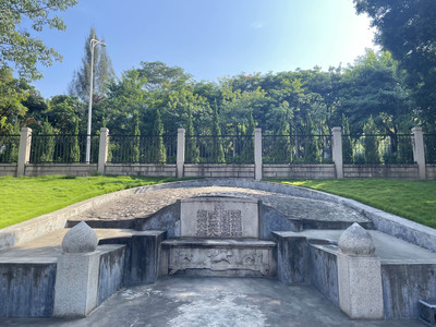 Xiamen Chenhuacheng Mu: A Must-Visit Destination for Nature Lovers and History Buffs