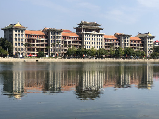 A scenic view of Xiamen Jimei Xuecun Xiamendaxue Zaoqi Jianzhu