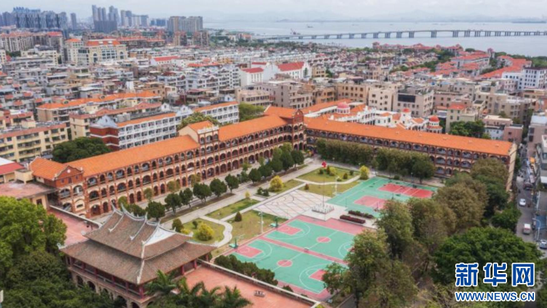 A scenic view of Xiamen Jimei Xuecun Xiamendaxue Zaoqi Jianzhu