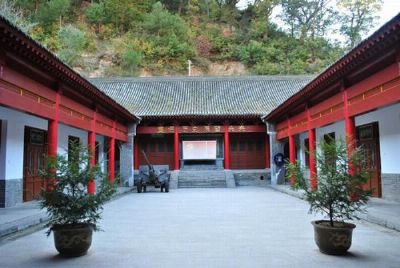 A scenic view of Xian Gepaizhen Red 25Th Army Hq Site