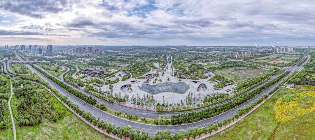 A scenic view of Xianyang Qin Xianyang City Site