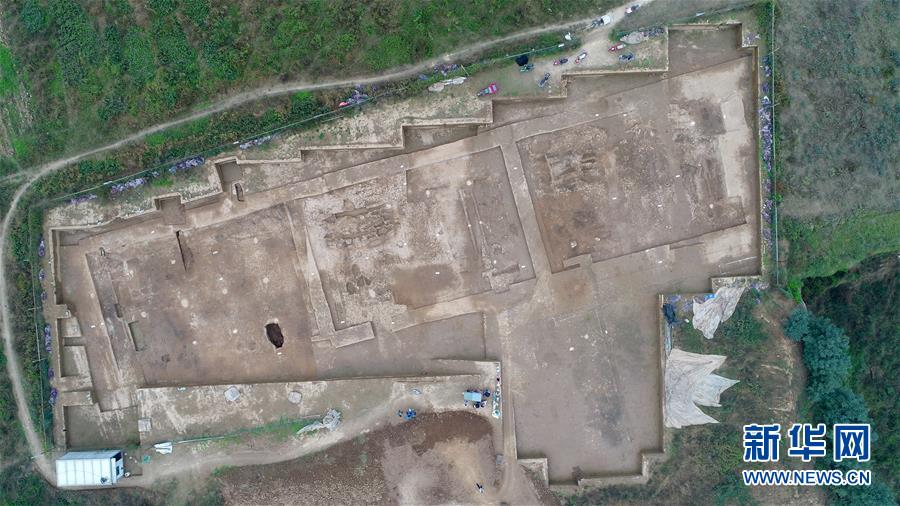 A scenic view of Xianyang Qin Xianyang City Site