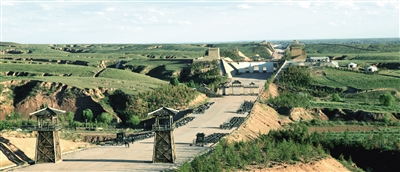 A scenic view of Xianyang Qin Zhidao Straight Road Site