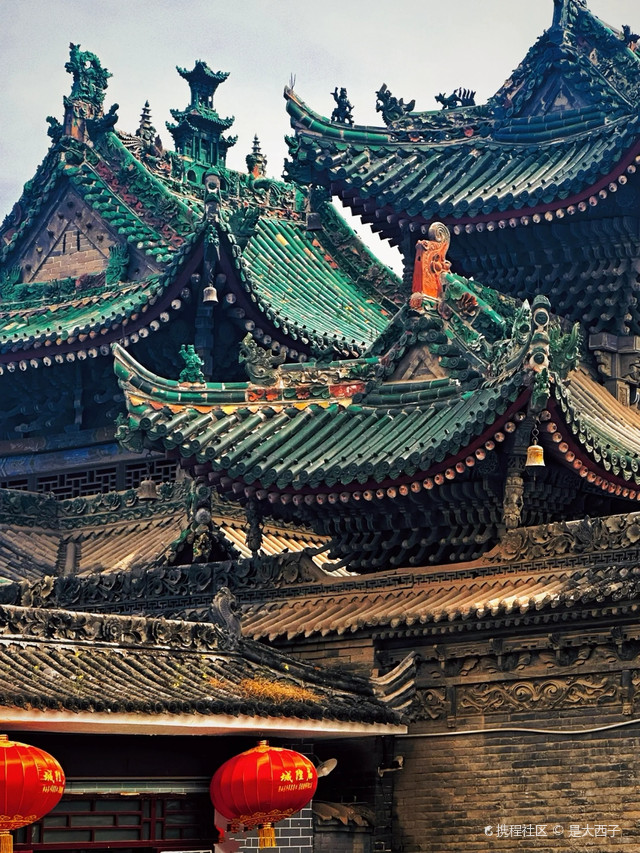 A scenic view of Xianyang Sanyuan Chenghuang Temple