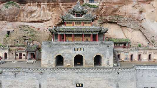 A scenic view of Xianyang Tai Pagoda