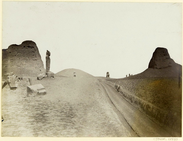 A scenic view of Xianyang Xingningling Mausoleum