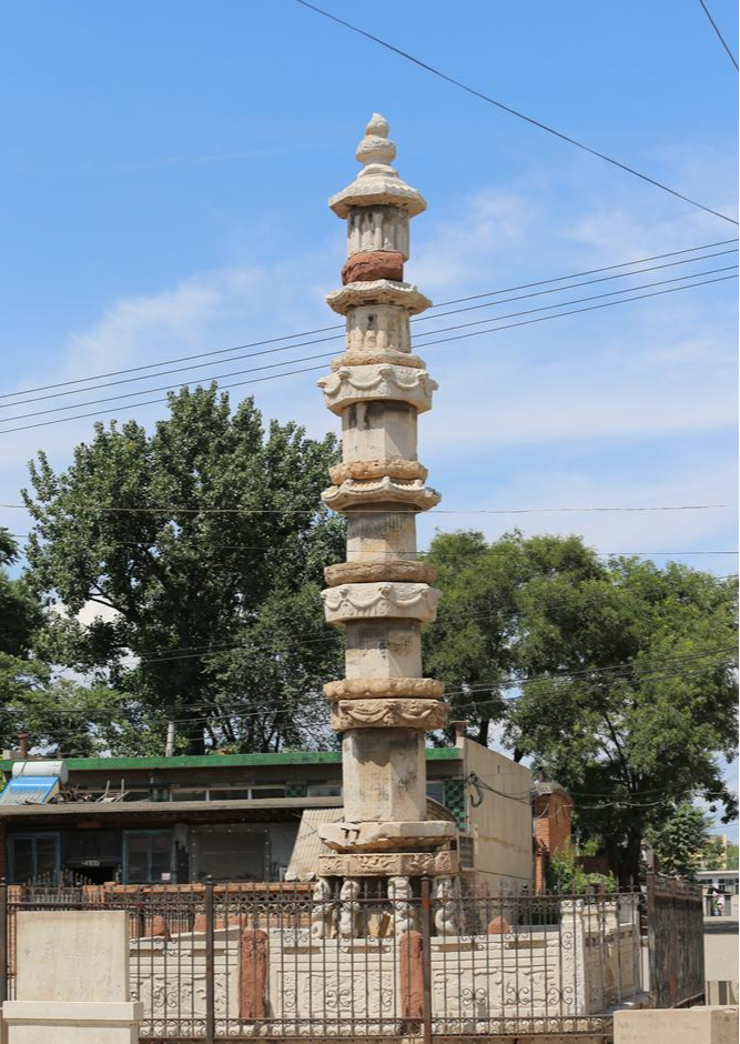 A scenic view of Xinxiang Zunshengtuoluonijingchuang