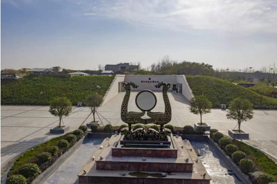 A scenic view of Xinyang Fanguoguchengyizhi