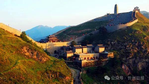 A scenic view of Xinzhou Great Wall Yanmenguan