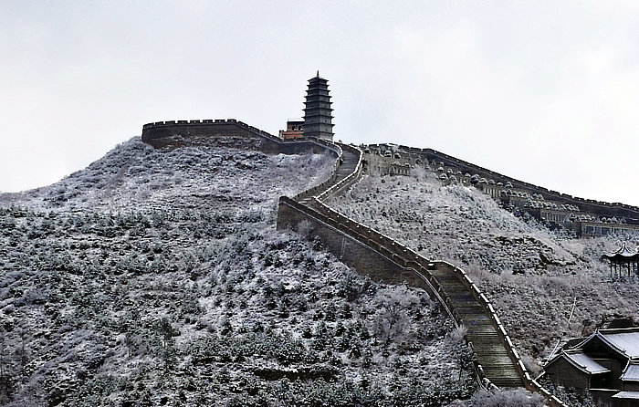 A scenic view of Xinzhou Great Wall Yanmenguan