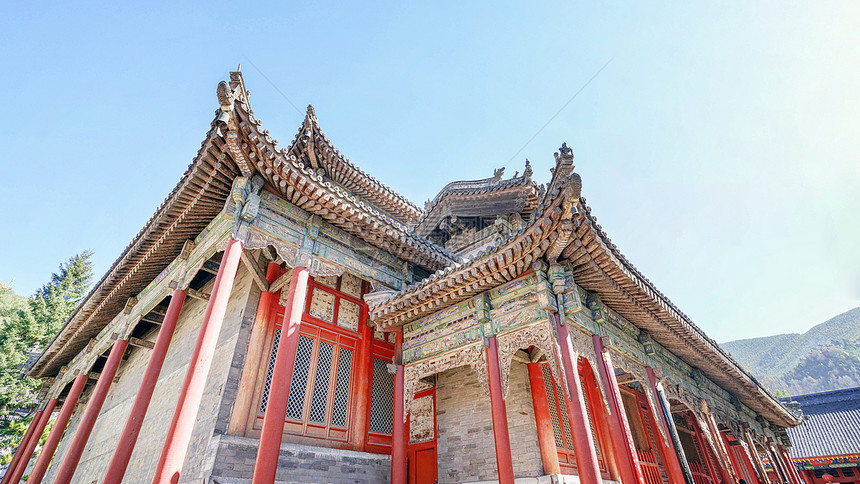 A scenic view of Xinzhou Wutaishan Ancient Buildings