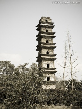 Discover the Serenity of Xuancheng Guangjiaosi Shuangta: A Hidden Gem in Anhui