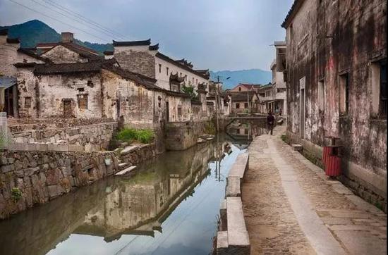 Discover the Enchantment of Xuancheng Jiangcun Gu Jianzhuqun: A Hidden Gem in Anhui