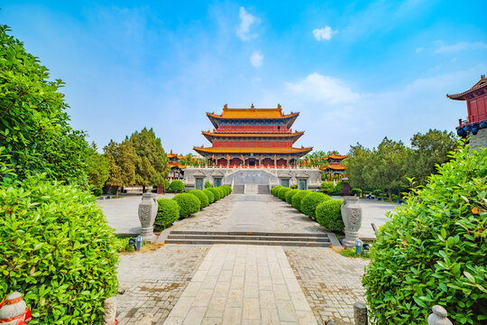 Xuchang Wenfengta: Exploring the Architectural Marvel of Henan