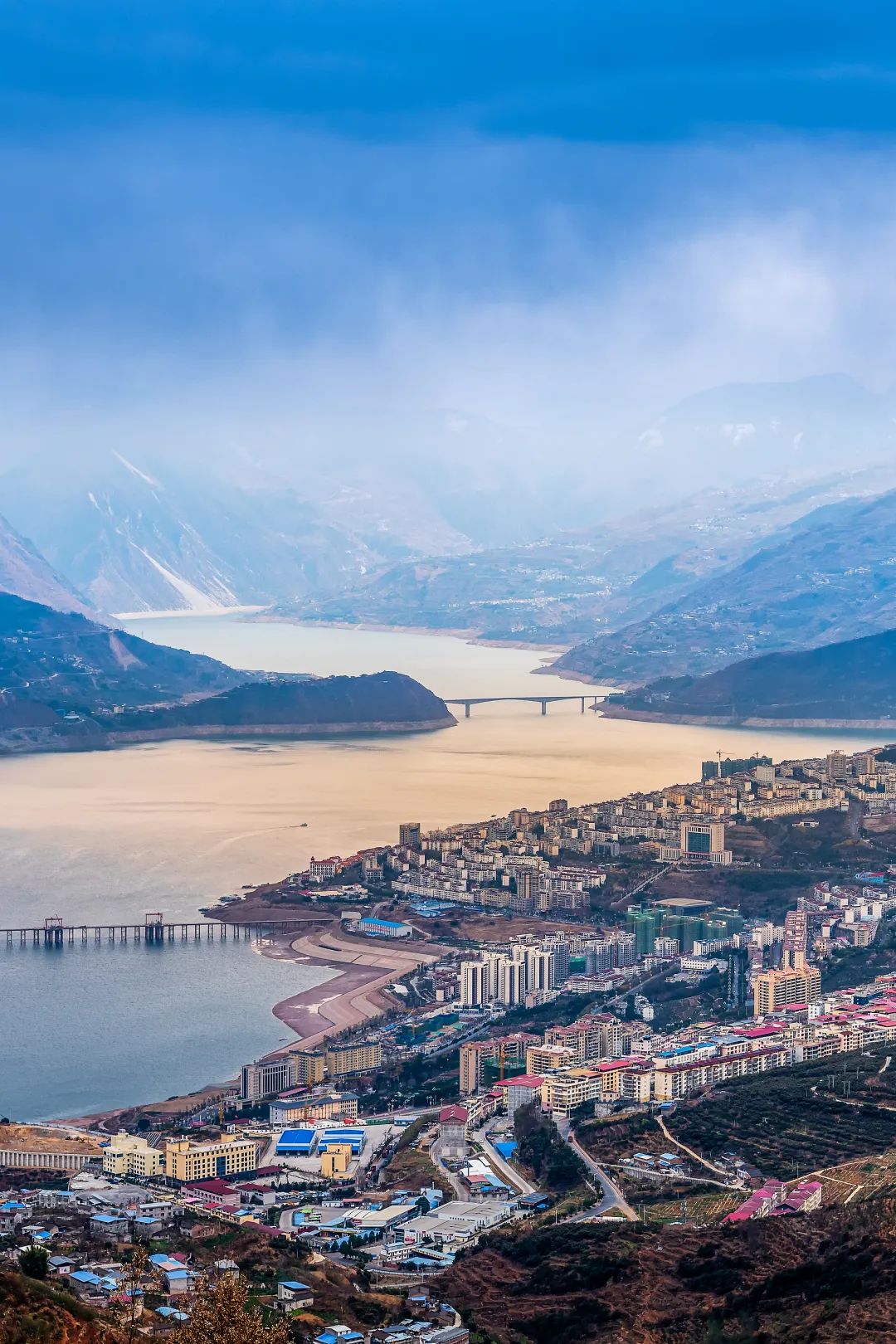 A scenic view of Yaan Kaishansi Zhengdian