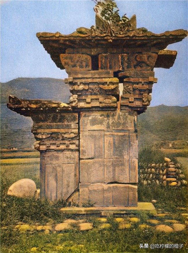 A scenic view of Yaan Qingdai Qingxi Gucheng Yizhi