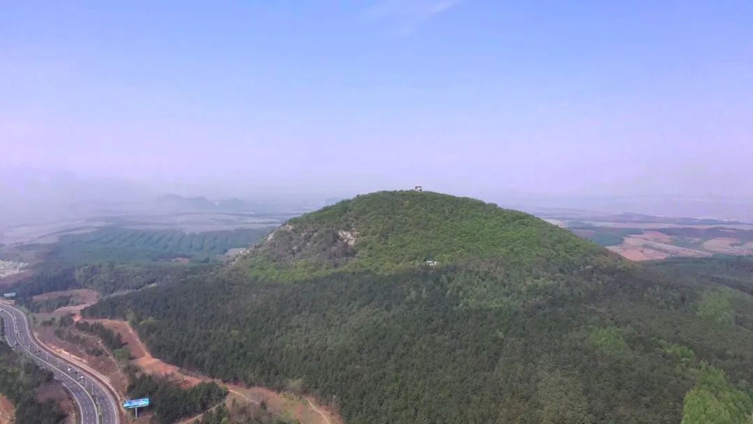 A scenic view of Yanbian Chengshanzi Shancheng