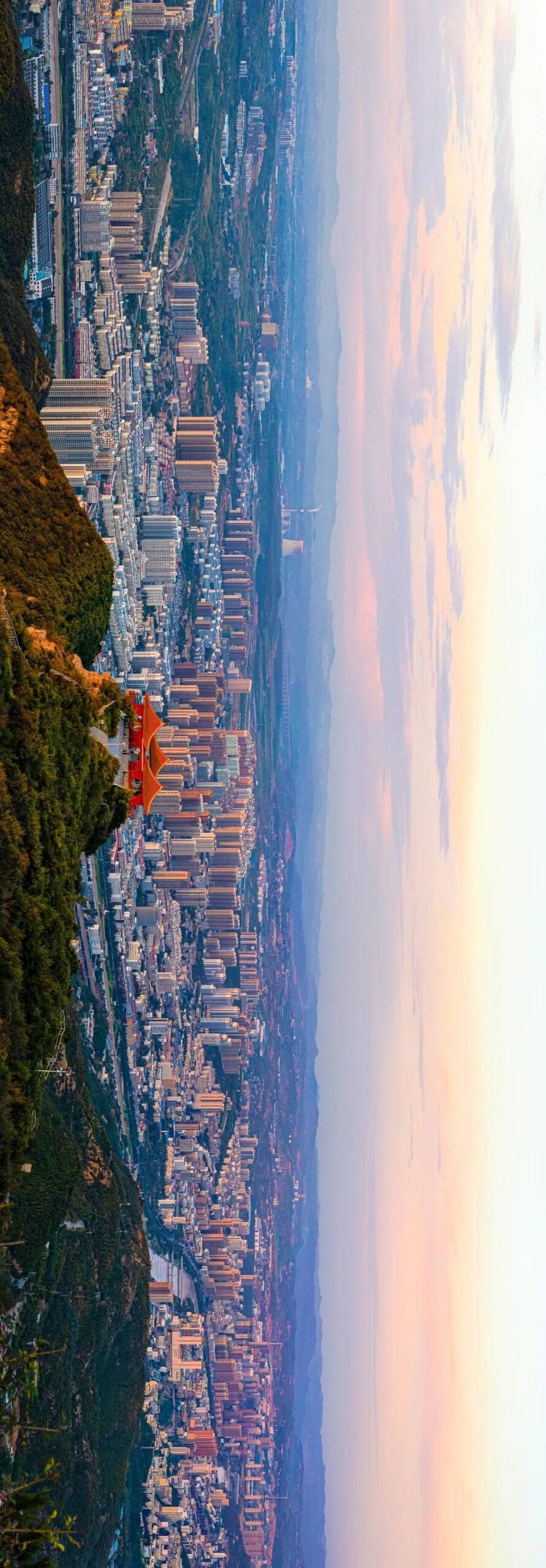 A scenic view of Yangquan Pingding Machi Yan Temple