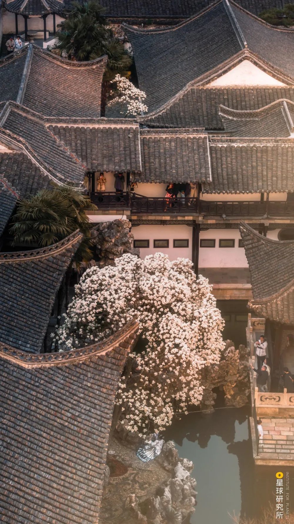 A scenic view of Yangzhou Cheng Yizhi