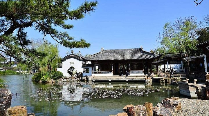 A scenic view of Yangzhou Shikefa Muci