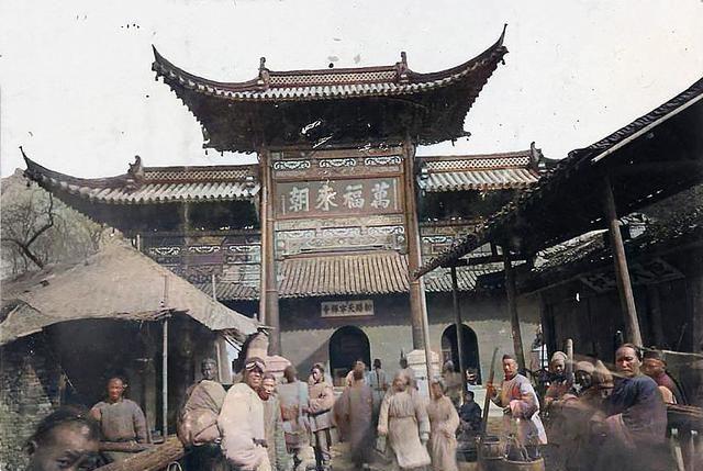 A scenic view of Yangzhou Xifangsi Dadian
