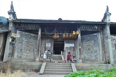 Experience the Beauty of Yibin Pingshan Longshi Shanzhuang: A Scenic Escape in Sichuan