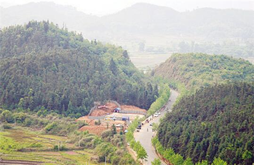 A scenic view of Yichun Lizhouao Dongzhou Muzang