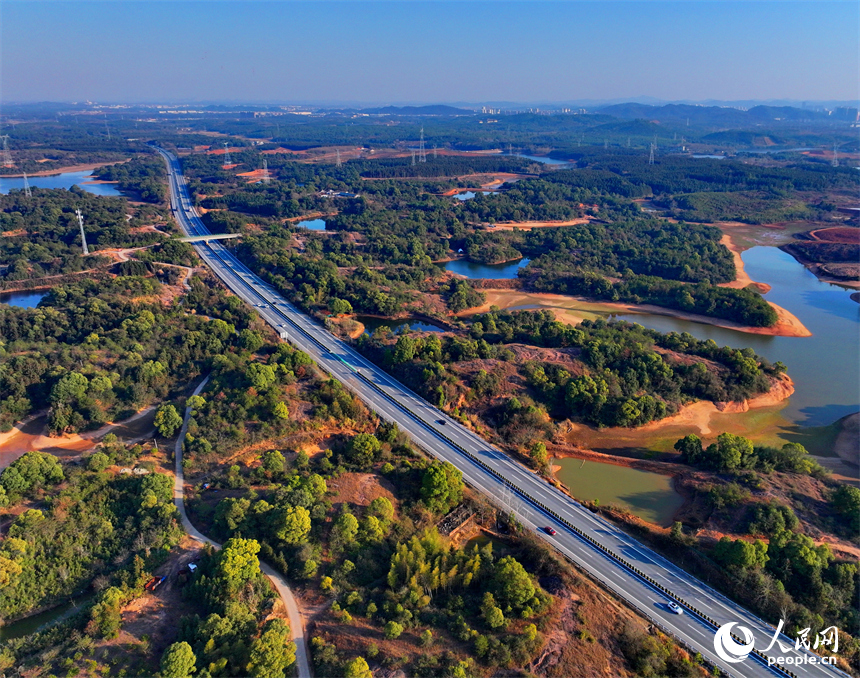 A scenic view of Yichun Shanggao Huizhan Yizhi