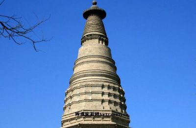Exploring the Majestic Yinchuan Hongfota: A Must-Visit Landmark in Ningxia