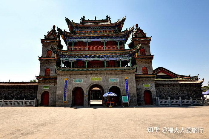 Top 10 Reasons to Visit Yinchuan Najiahu Qingzhensi for an Unforgettable Experience