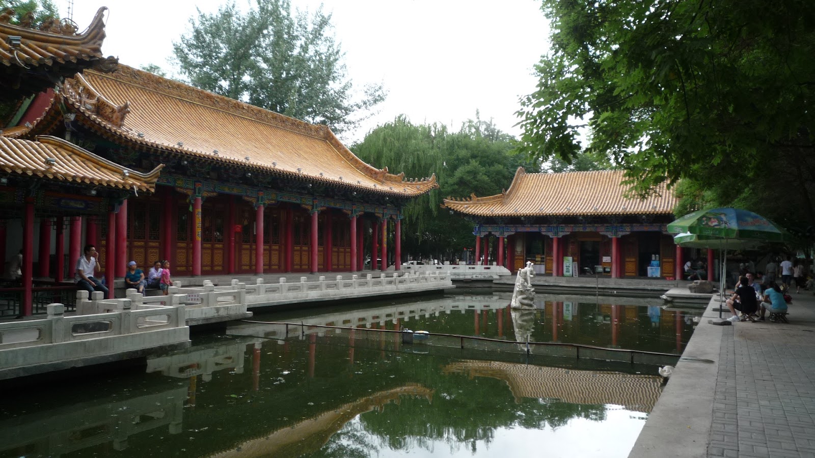 A scenic view of Yinchuan Yuhuangge