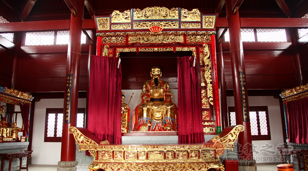 A scenic view of Yiyang Meicheng Wenwu Miao Gujianzhuqun