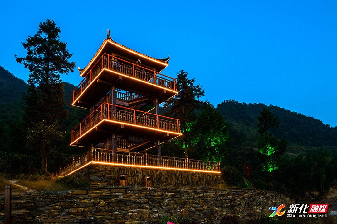 A scenic view of Yiyang Qujiang Chayuan
