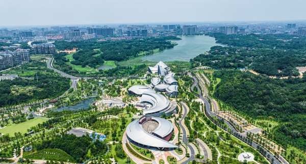 A scenic view of Yiyang Yangwuling Guyao Zhi