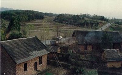 Discover the Serenity of Yiyang Yaozilun Chunqiu Muqun: Your Ultimate Travel Guide