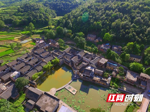 A scenic view of Yongzhou Suiyuanlou Gujianzhuqun