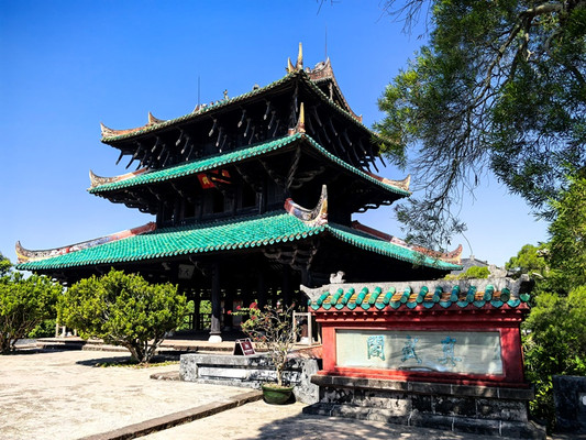 Yulin Jingluetai Zhenwuge: Your Ultimate Guide to Guangxi’s Architectural Marvel