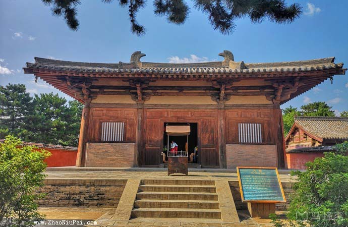 A scenic view of Yuncheng Guangren Wang Temple
